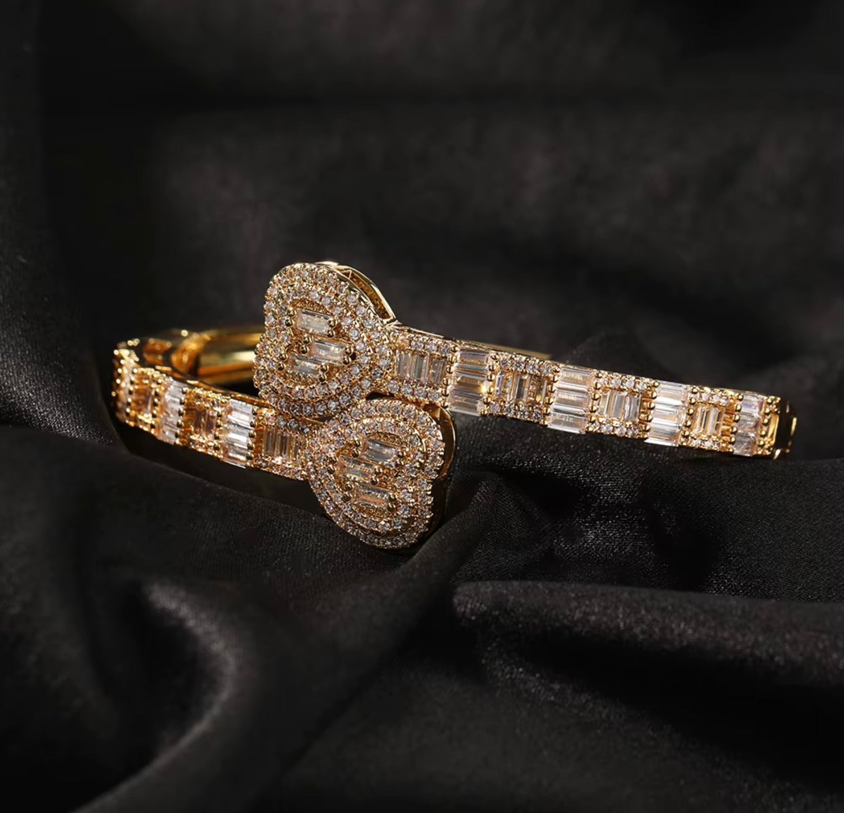 Heart On Ice Bracelet